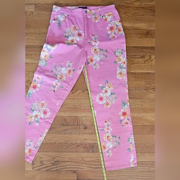 Charter Club Floral Pink Classic Stretch Jeans Size 14 - Picture 5 of 7